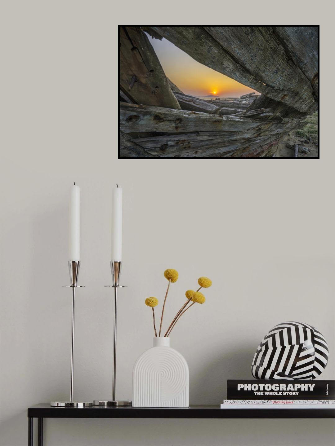 sunrise among ruins of ship Poster och Canvastavla
