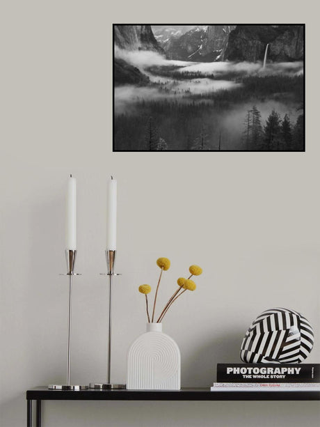 Fog Floating In Yosemite Valley Poster och Canvastavla