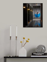 Ballerina on the aisle Poster och Canvastavla