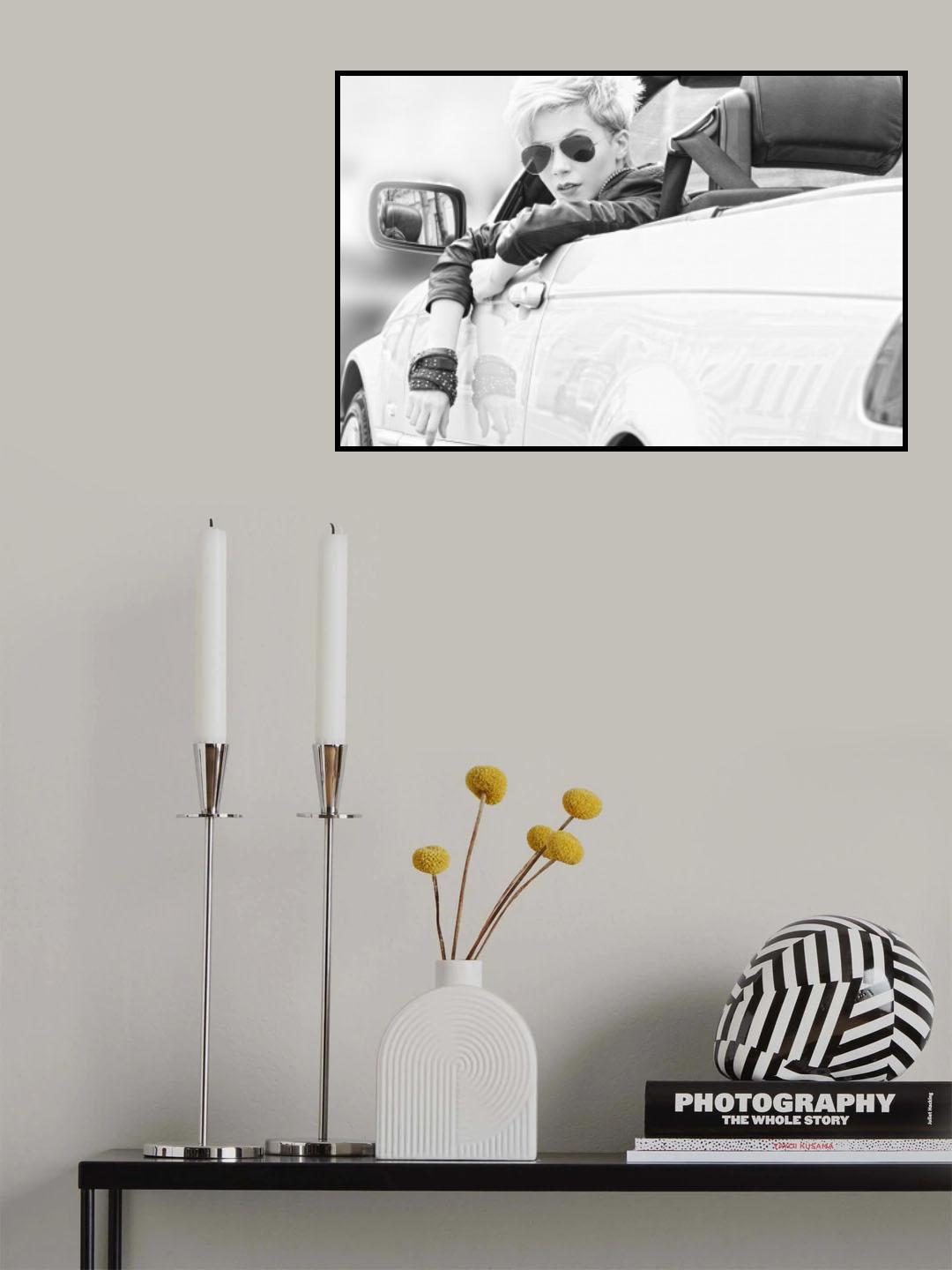 Helga Pipich Poster och Canvastavla