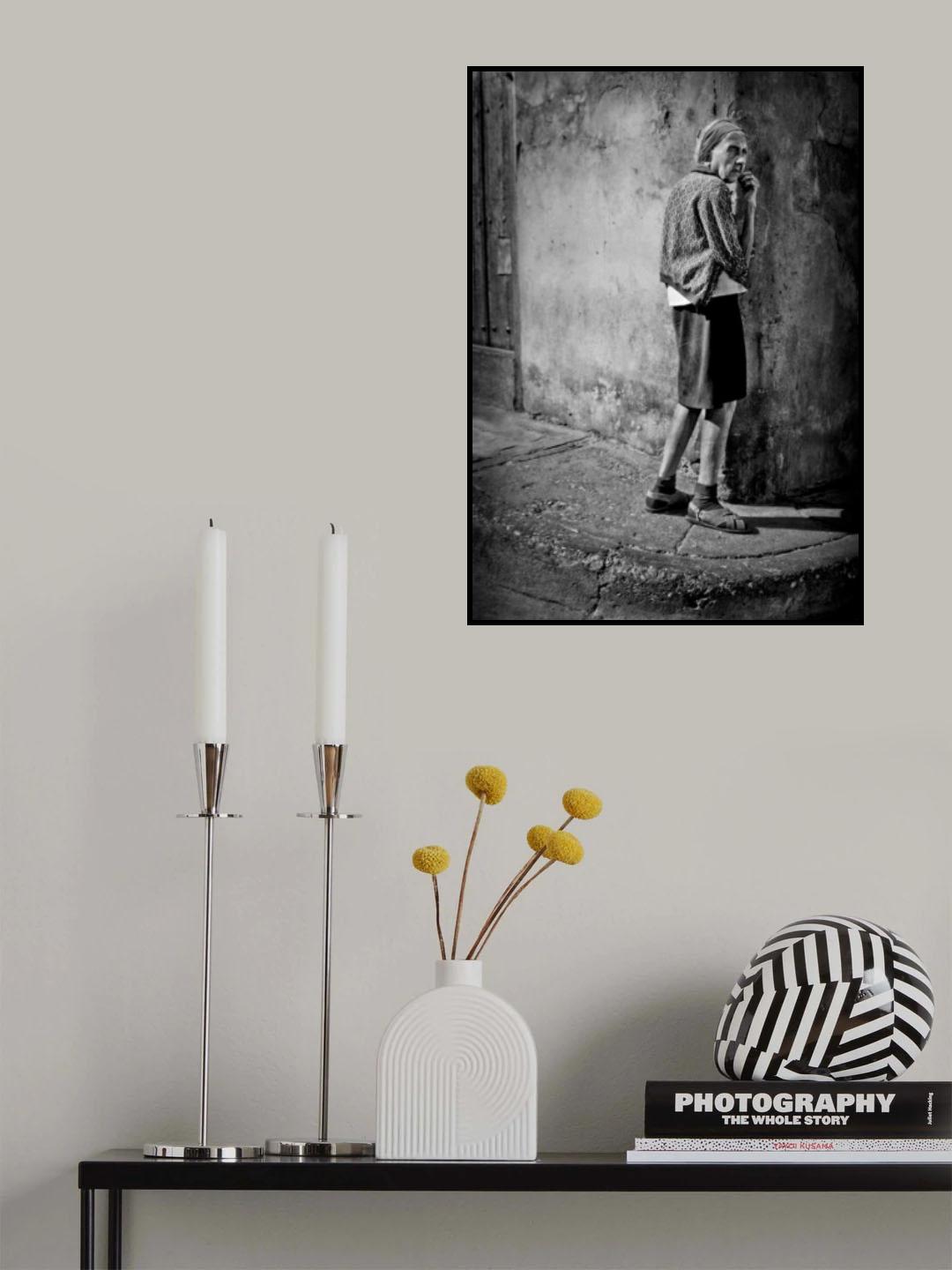 Alone Poster och Canvastavla
