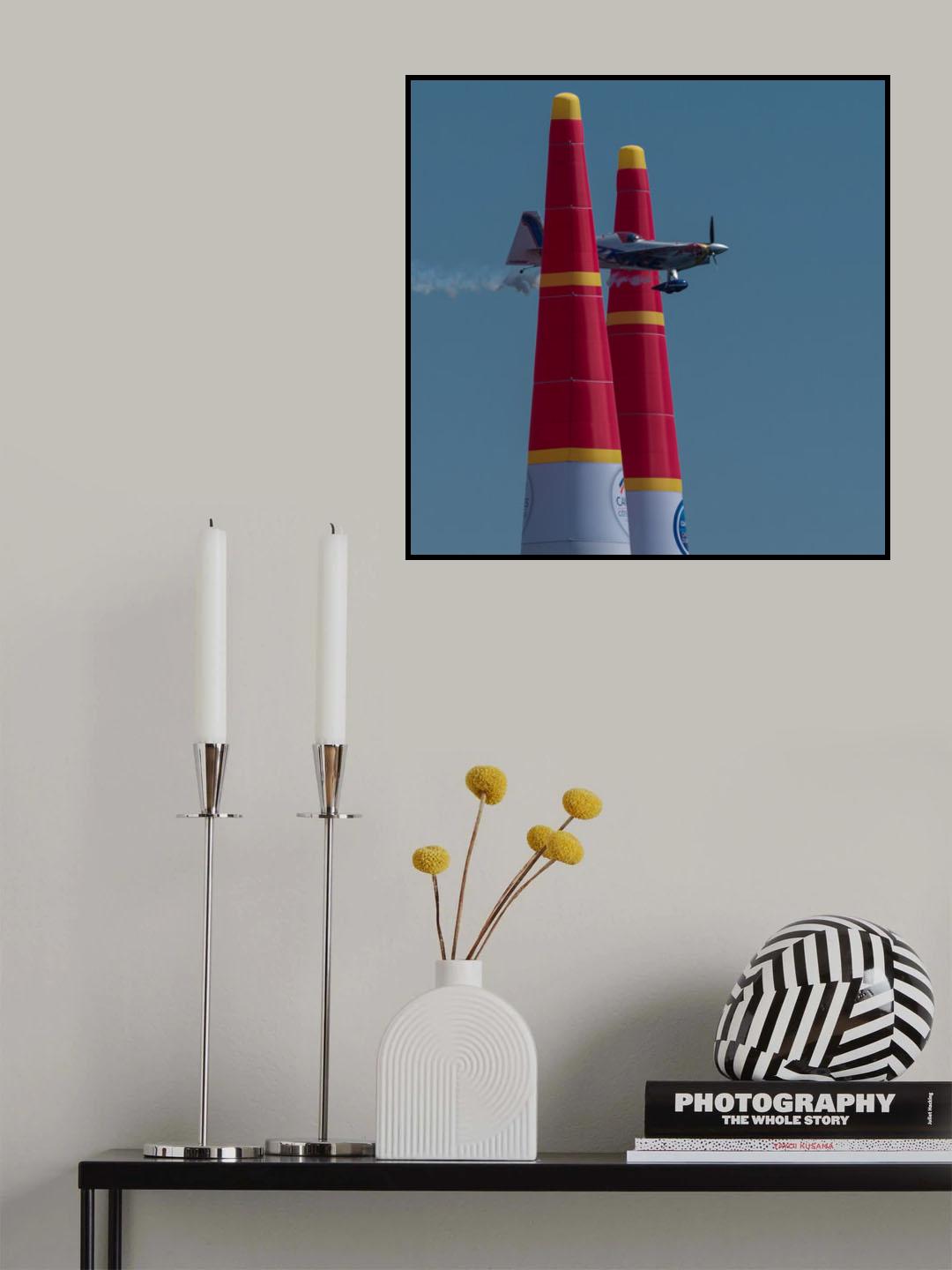 Straight through Poster och Canvastavla