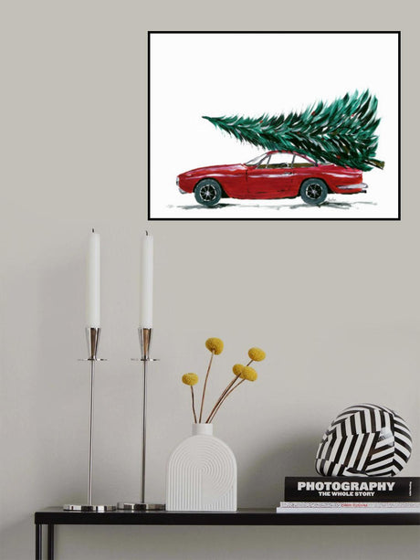 Eighties car carrying a Christmas tree Poster och Canvastavla