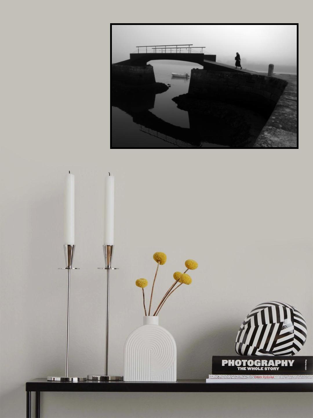 ALONE Poster och Canvastavla