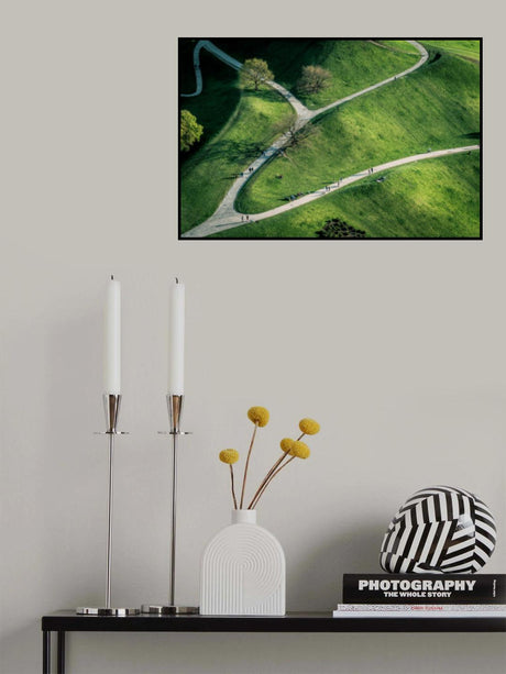 walkers on the hill Poster och Canvastavla