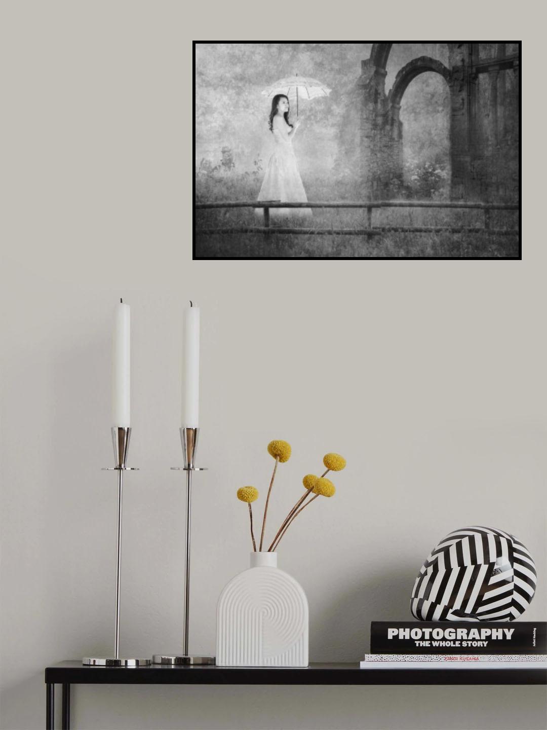 Waiting in the secret garden Poster och Canvastavla