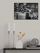 Having a rest on top of the fridge - Ghana Poster och Canvastavla