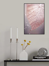 Rosy Leaf Poster och Canvastavla