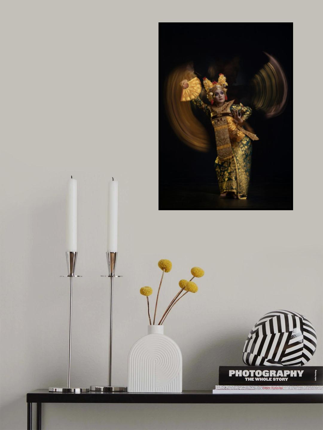 Balinese Dancer Poster och Canvastavla