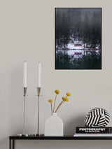 Cottage by the lake Poster och Canvastavla