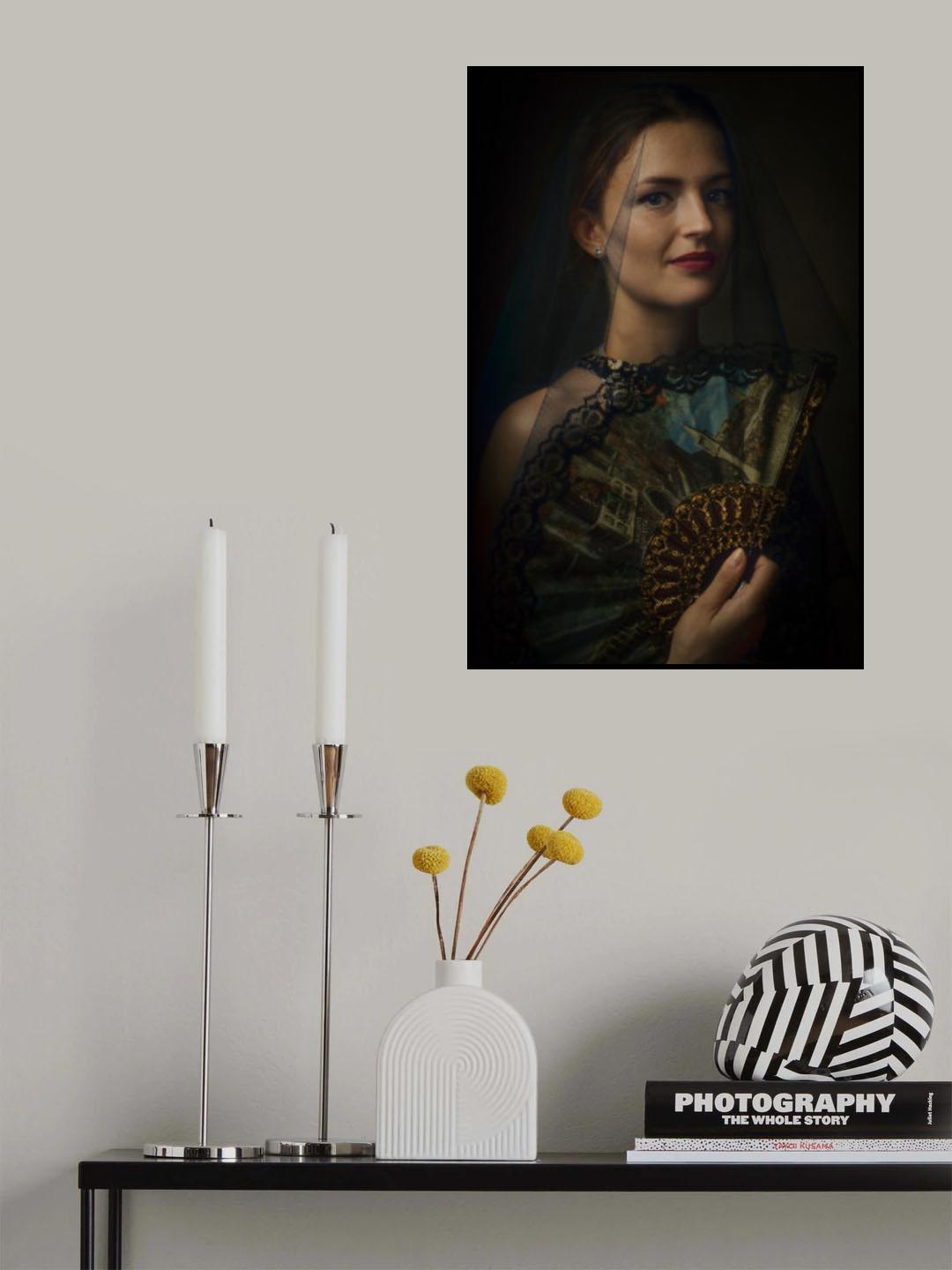 Portrait of a Young Woman with a Fan Poster och Canvastavla