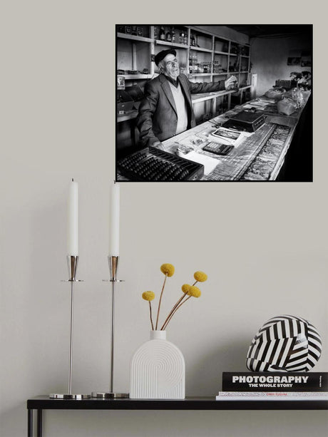 Shopkeeper Poster och Canvastavla