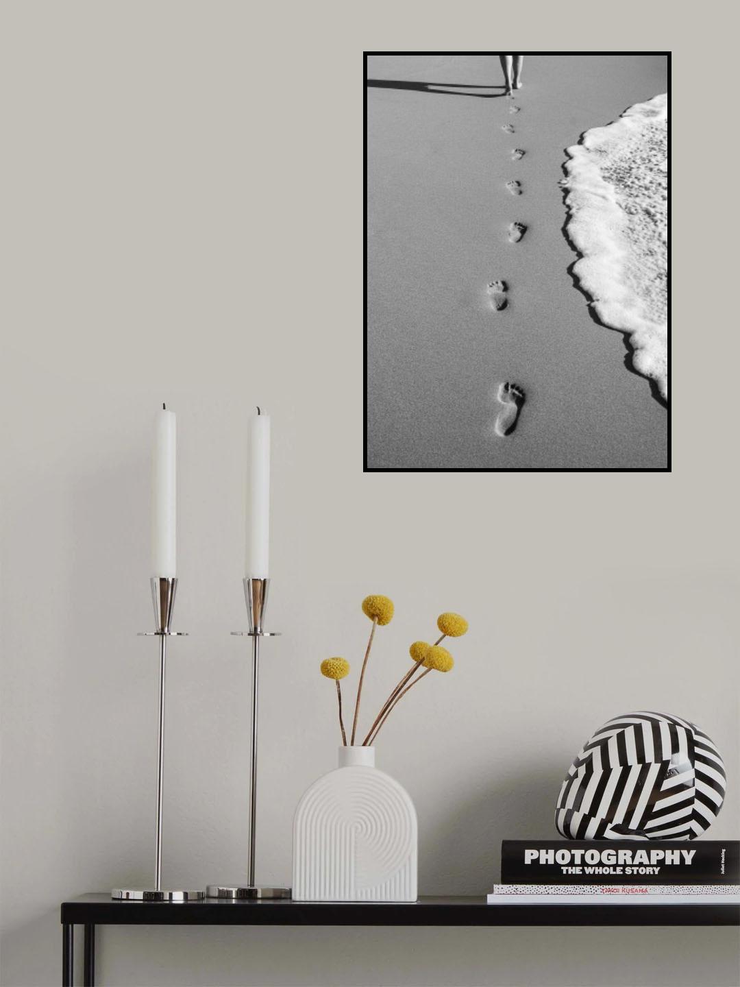 Footprints on the beach Poster och Canvastavla