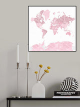 Pink watercolor world map with outlined countries, Melit Poster och Canvastavla
