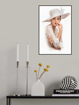 PRINCESS WITH HAT Poster och Canvastavla