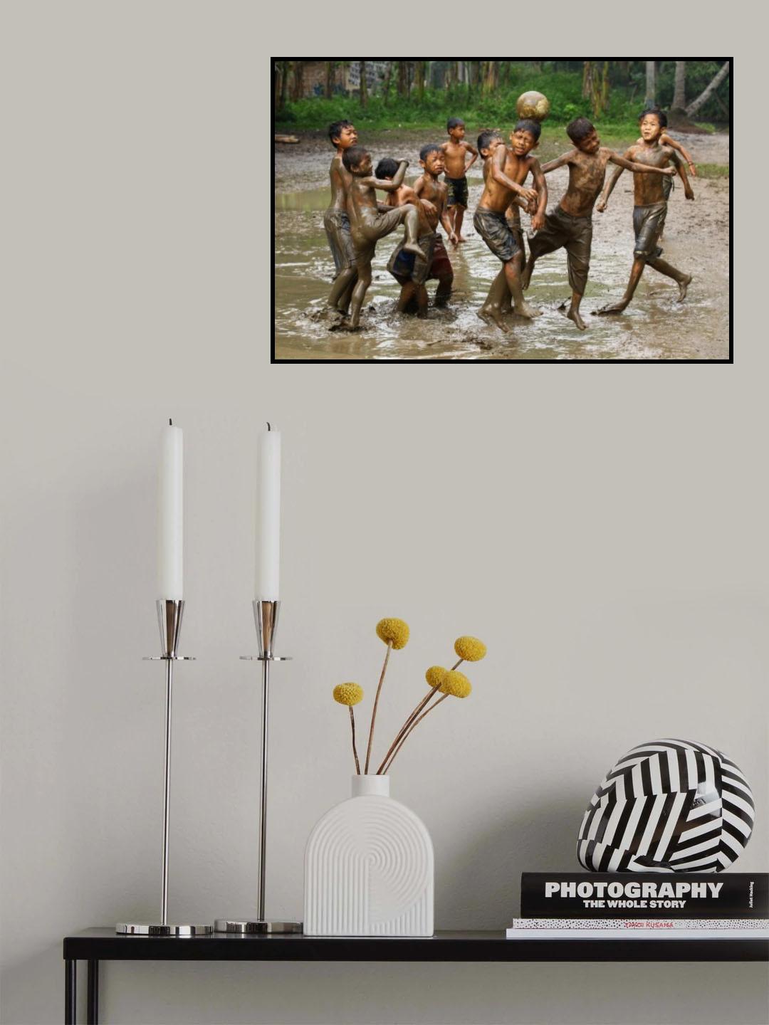 Playing Football Poster och Canvastavla