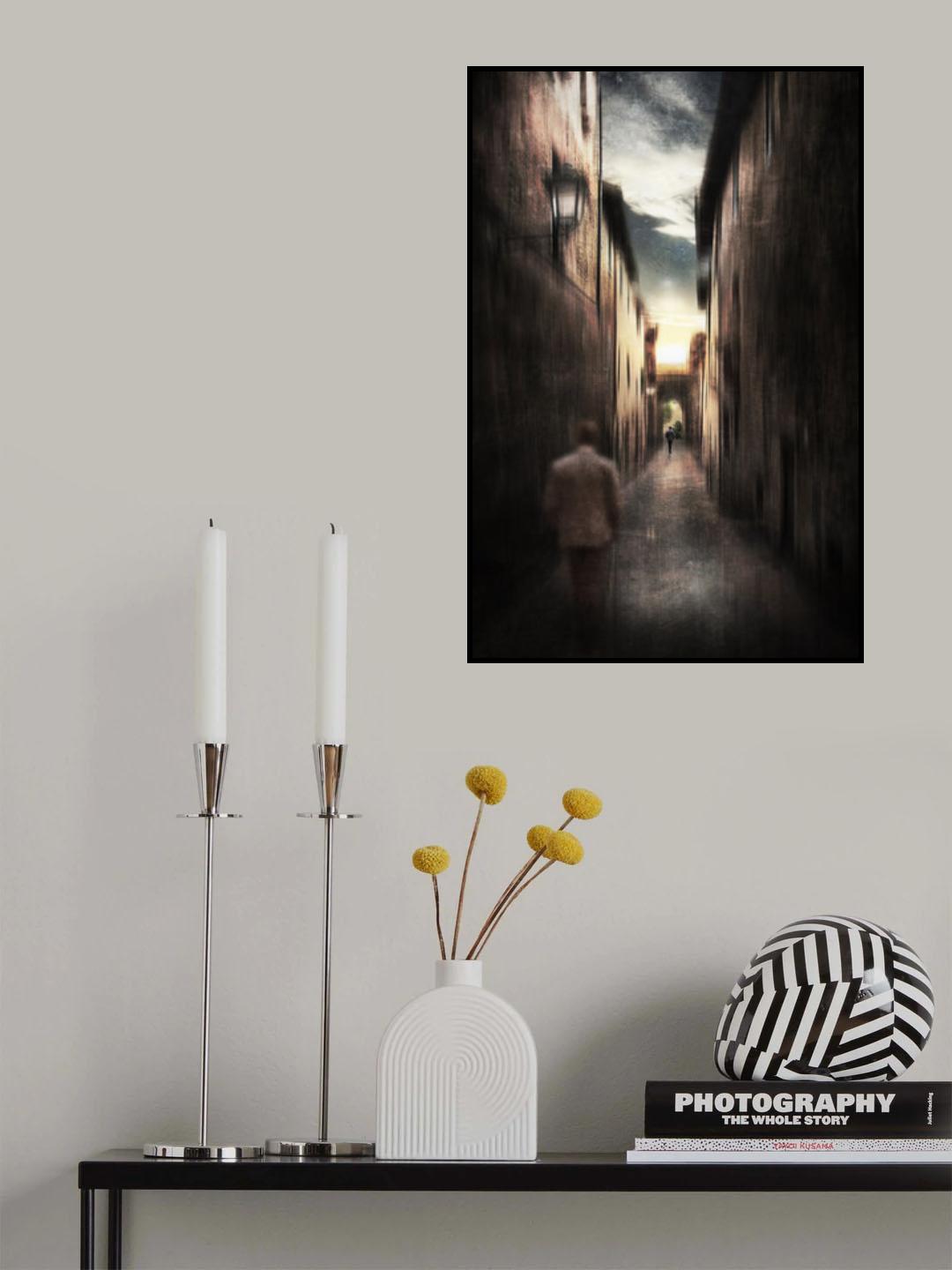 Walk on the alley Poster och Canvastavla