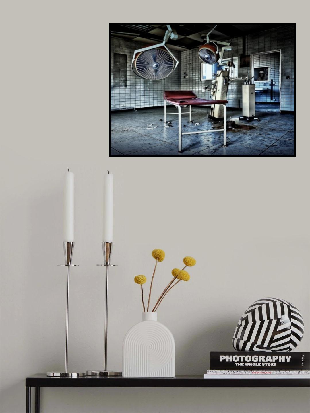 O P E R A T I O N  R O O M  I Poster och Canvastavla