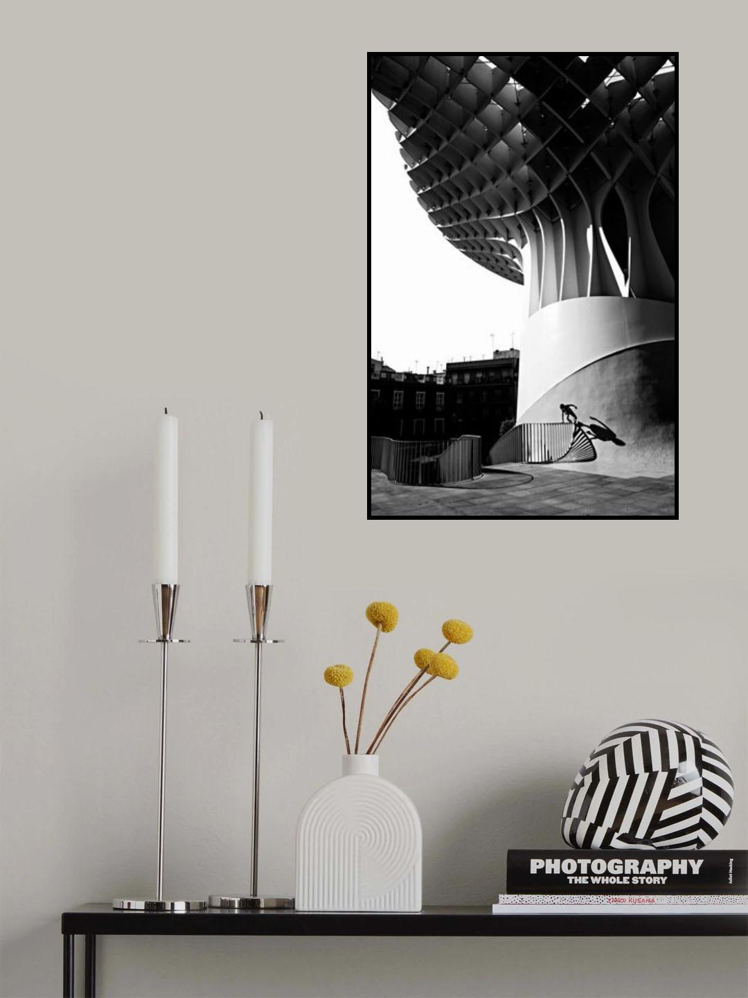 climbing over parasol Poster och Canvastavla