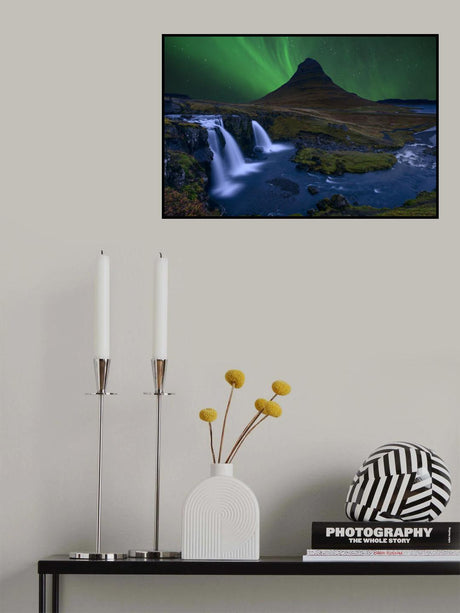 Kirkjufell...   Under a boreal green sky Poster och Canvastavla