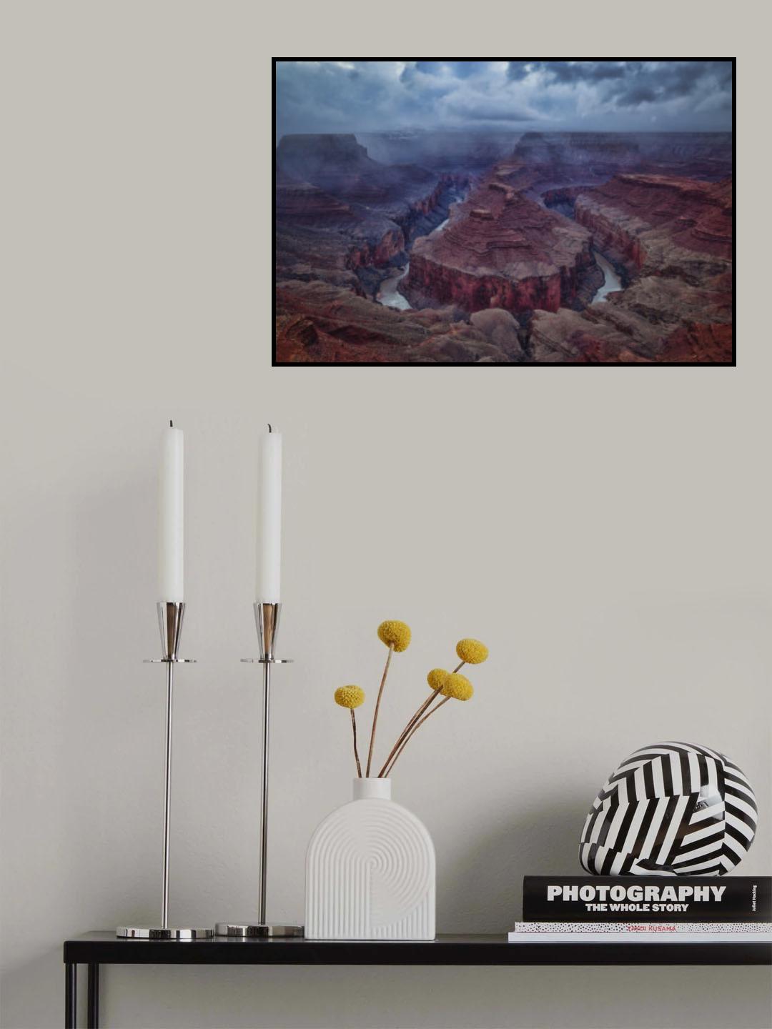 Amidst A Snowstorm Poster och Canvastavla