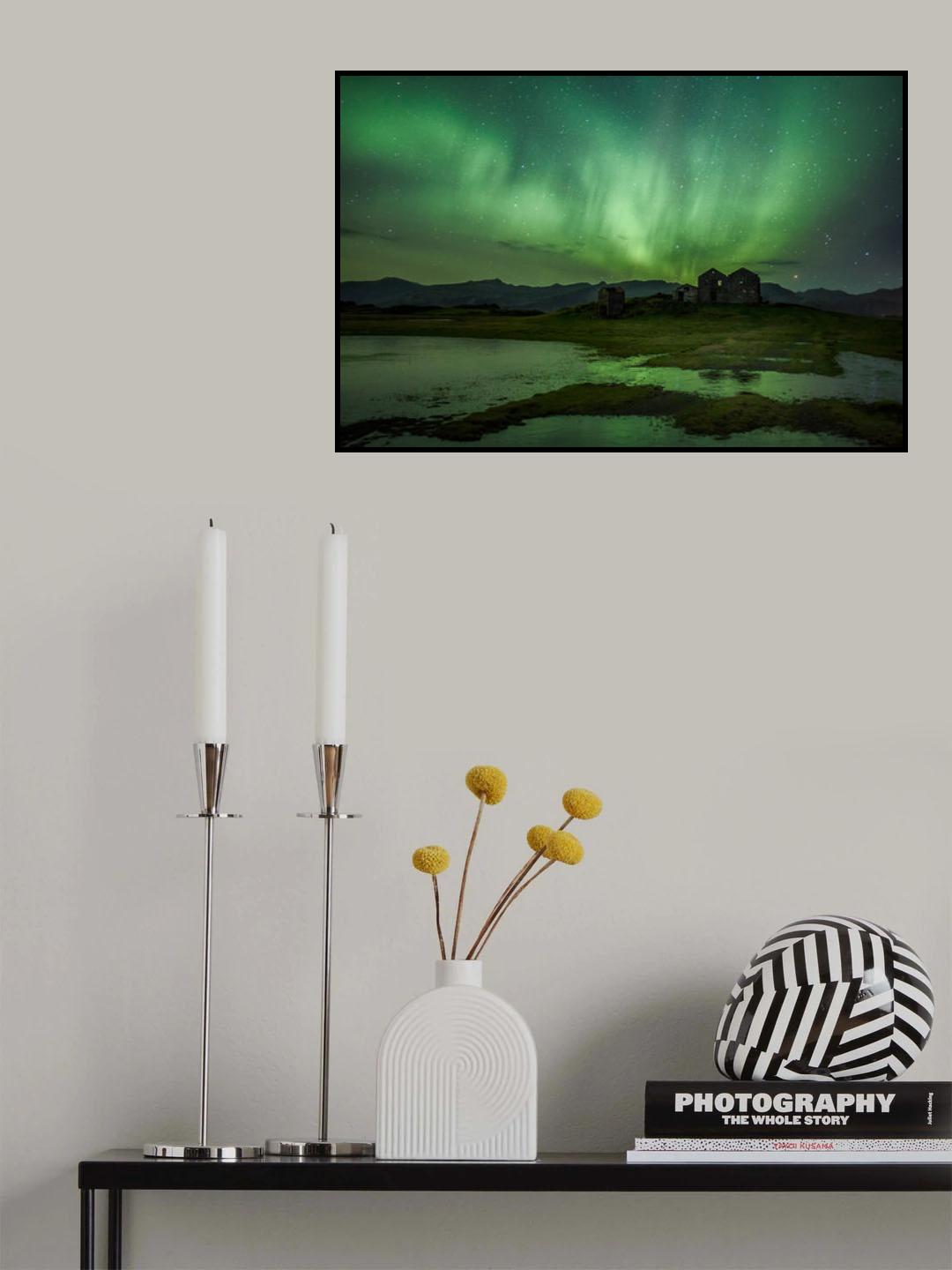 Light for abandoned house... Poster och Canvastavla