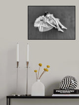 to tie one's shoe Poster och Canvastavla