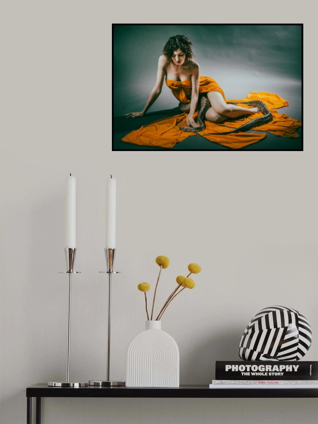 Sit with a snake Poster och Canvastavla
