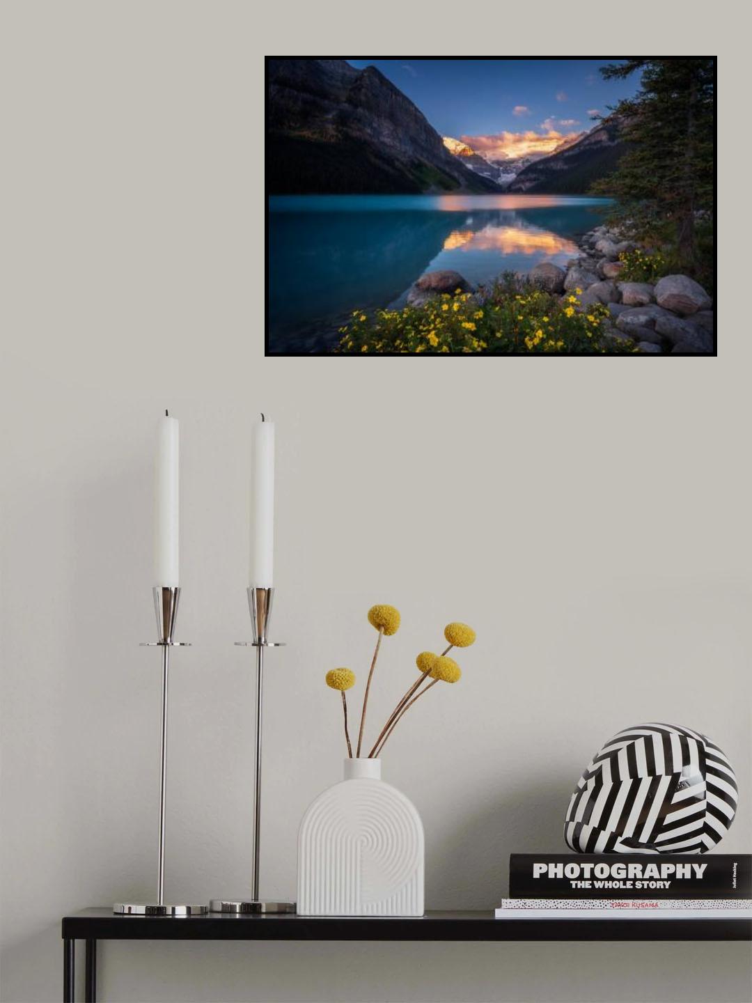 Golden Throne of Lake Louise Poster och Canvastavla