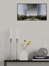 clutched Poster och Canvastavla