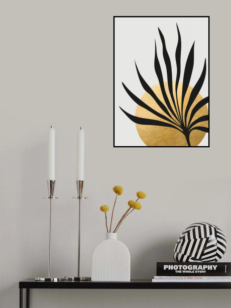 Tropical sun and palm leaf Poster och Canvastavla
