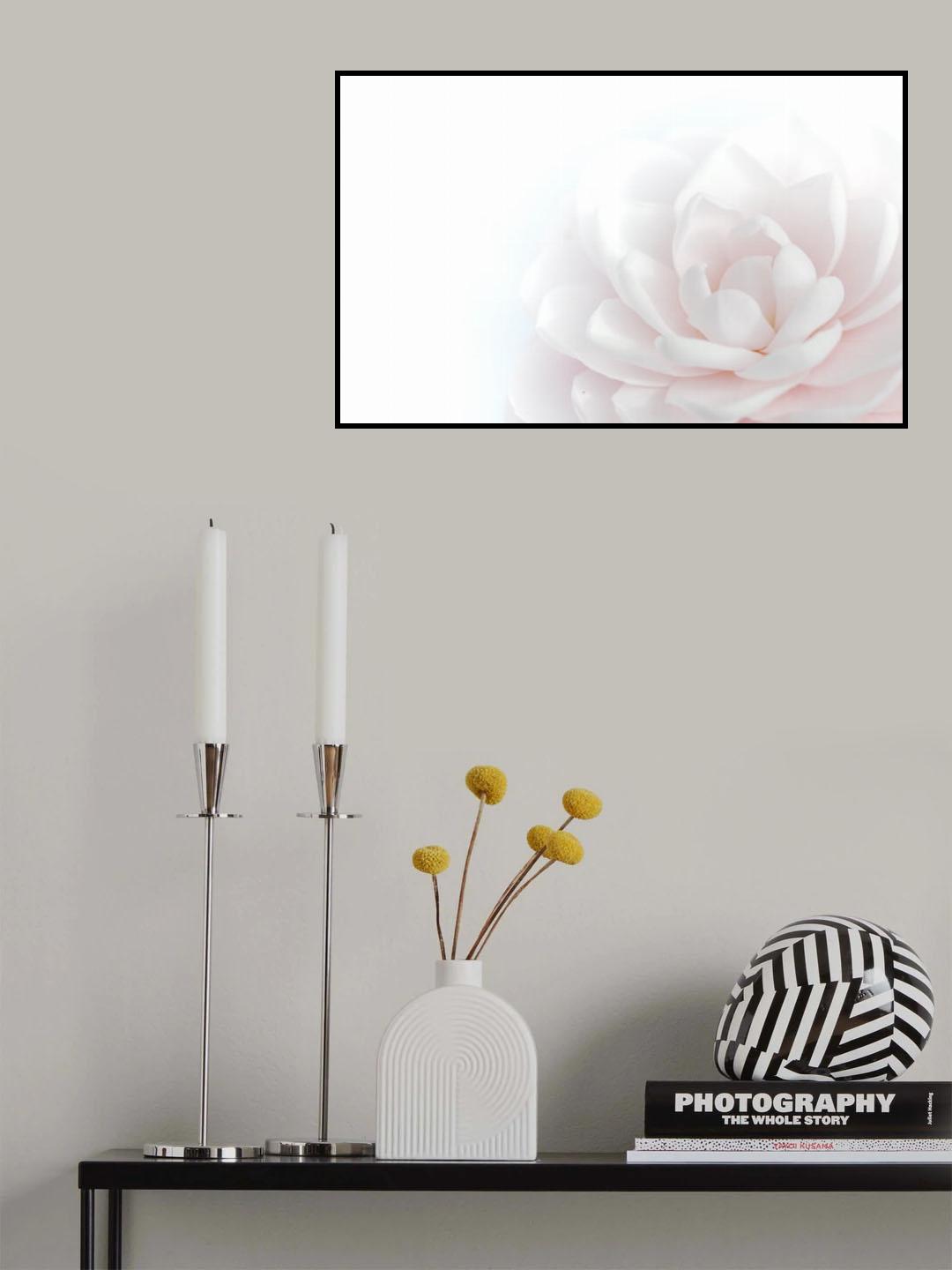 Tender Beauty Poster och Canvastavla