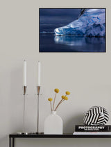 The Silent Blue Icebergs in Antarctica Poster och Canvastavla