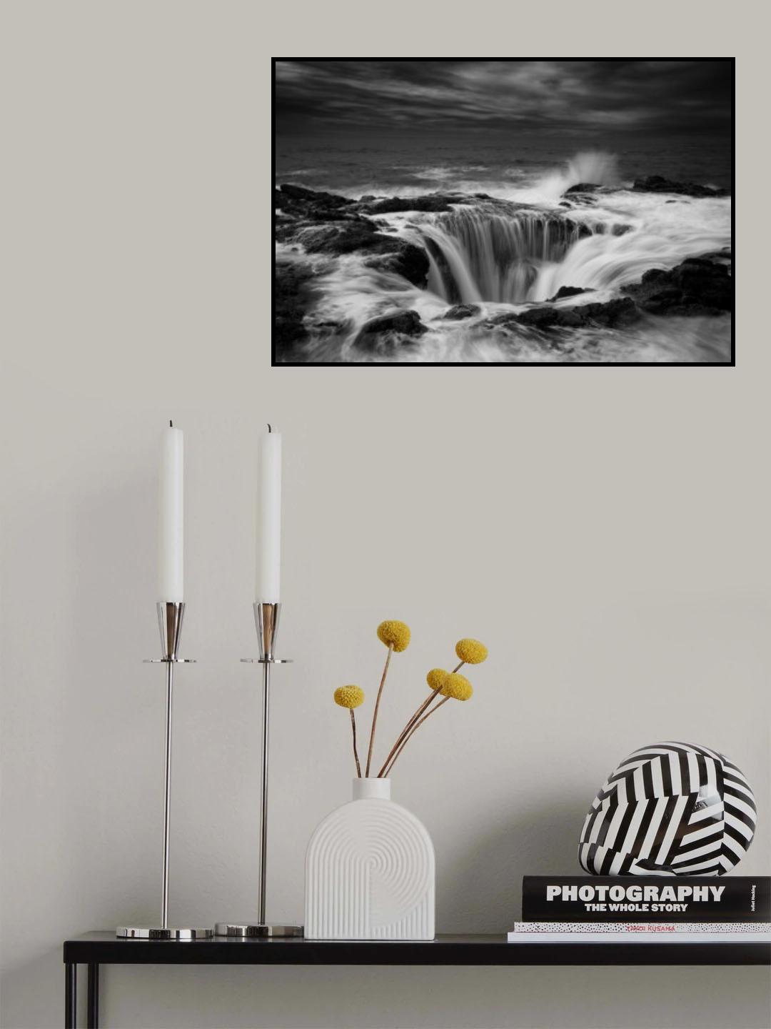 Roaring Thor's Well Poster och Canvastavla