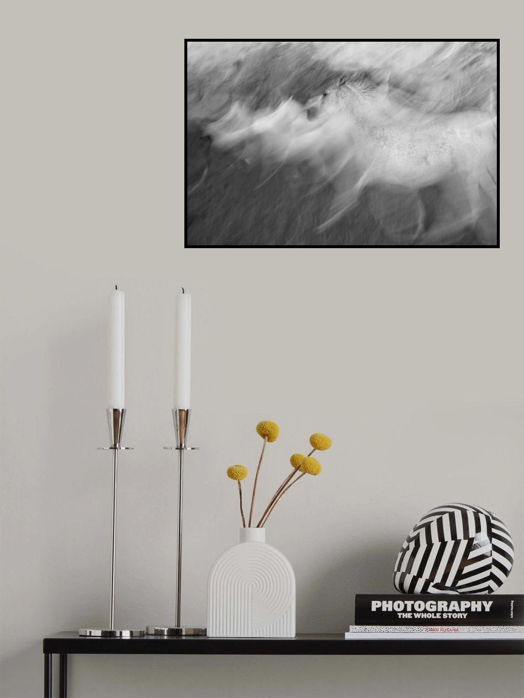 Mystic White Poster och Canvastavla