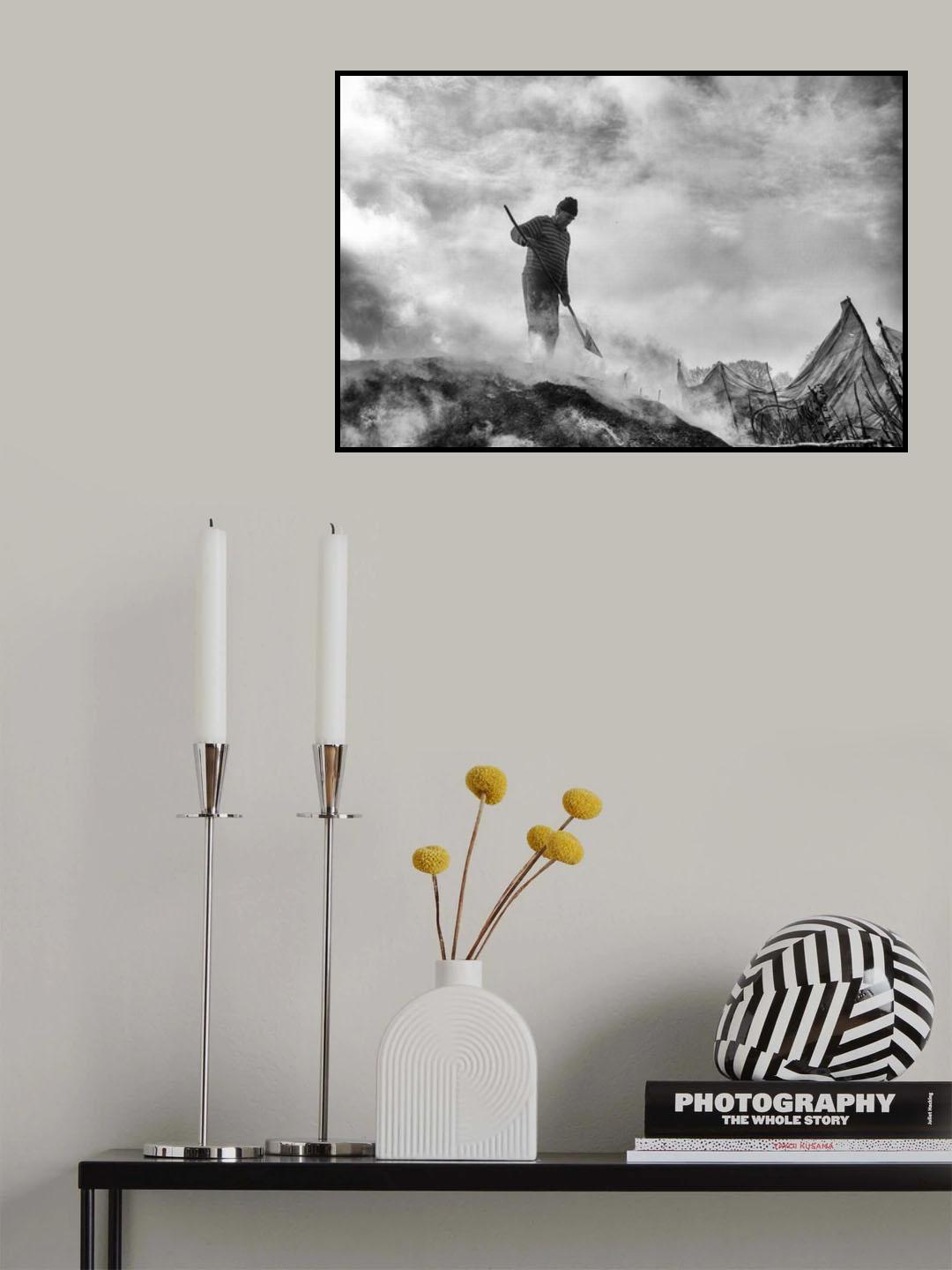 Charcoal worker Poster och Canvastavla