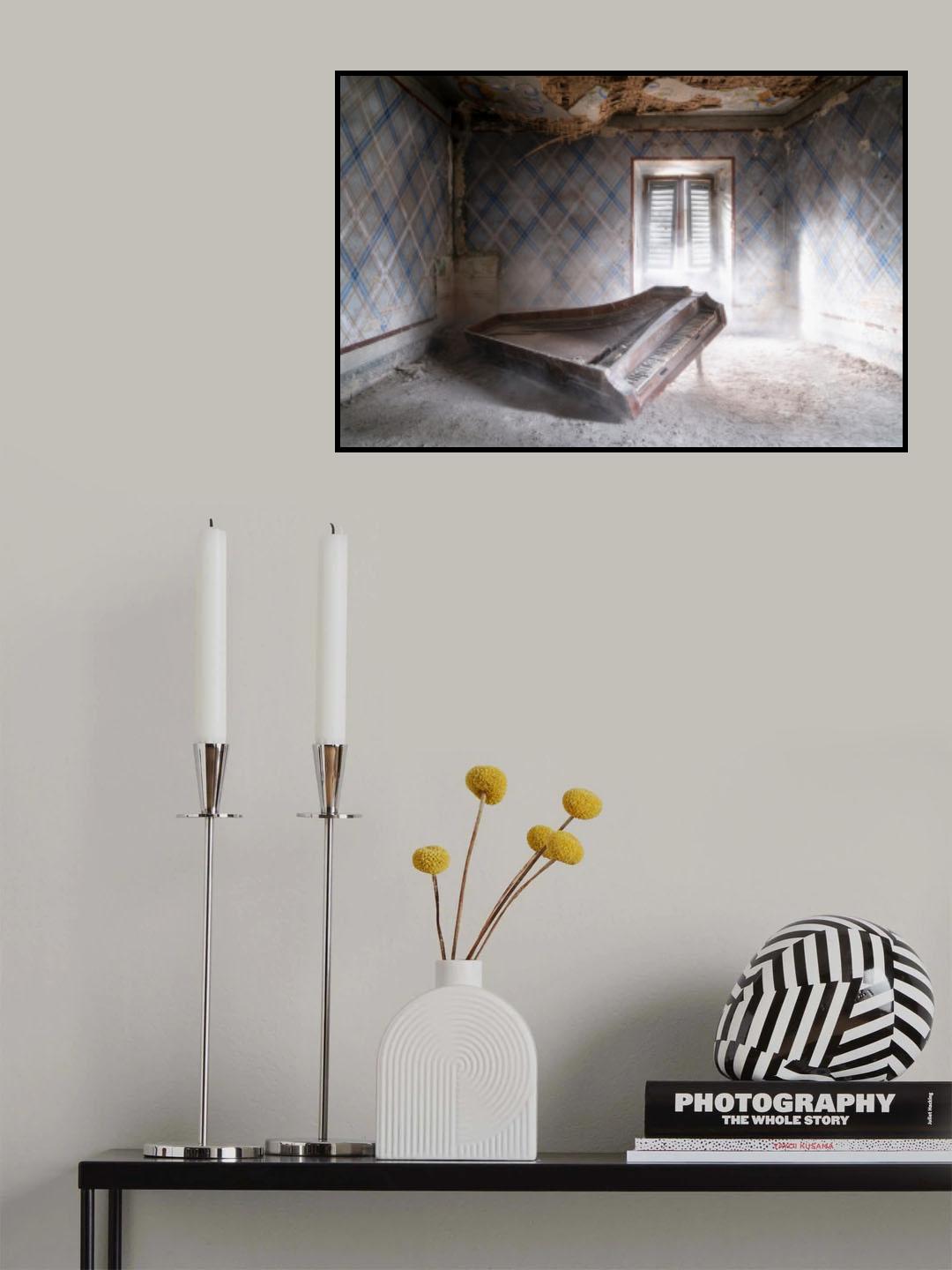 Broken Piano Poster och Canvastavla