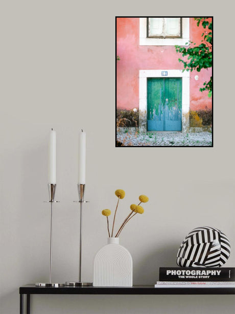 Little door in Lisbon Poster och Canvastavla