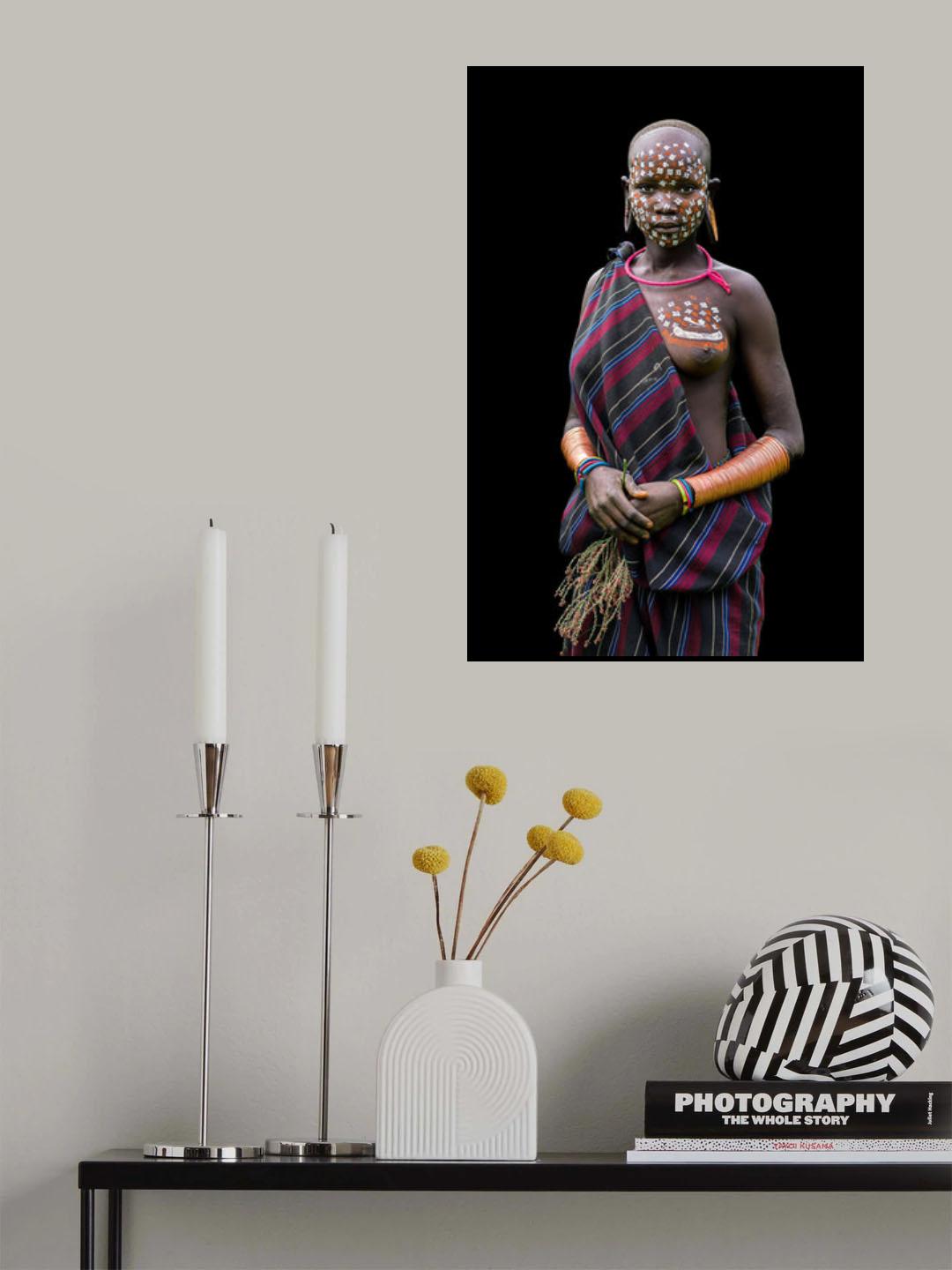 SURMA WOMAN AT OMO VALLEY ETHIOPIA Poster och Canvastavla