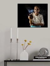 Woman smokes cigar, Bagan, Myanmar Poster och Canvastavla