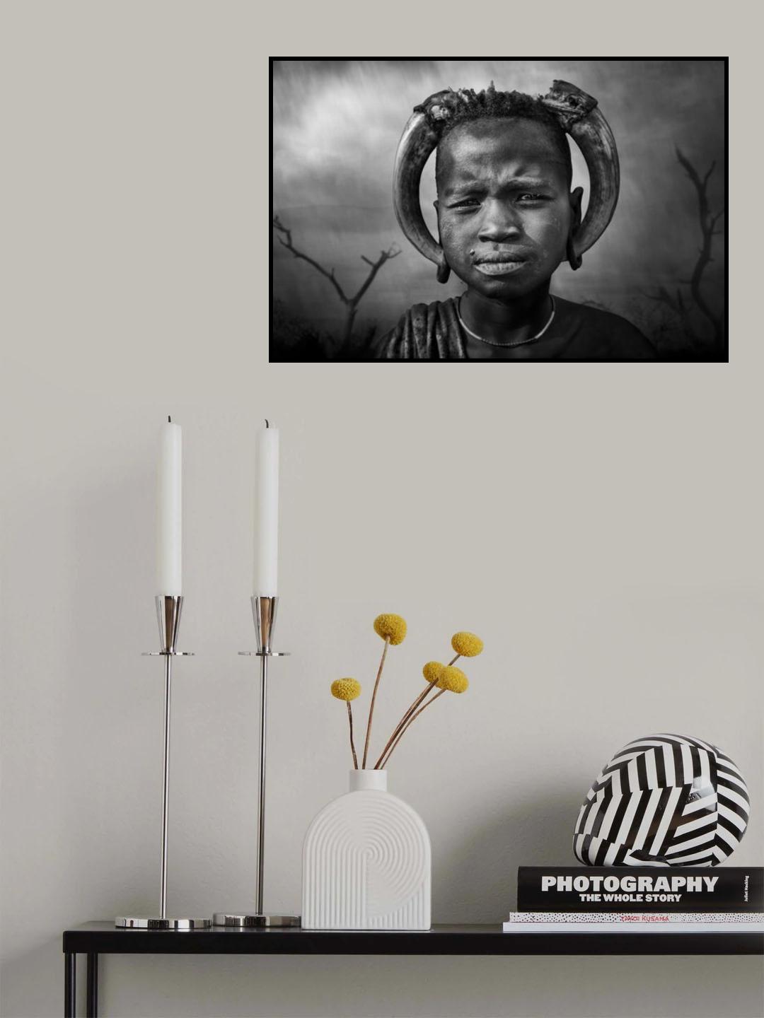 Young Mursi Poster och Canvastavla