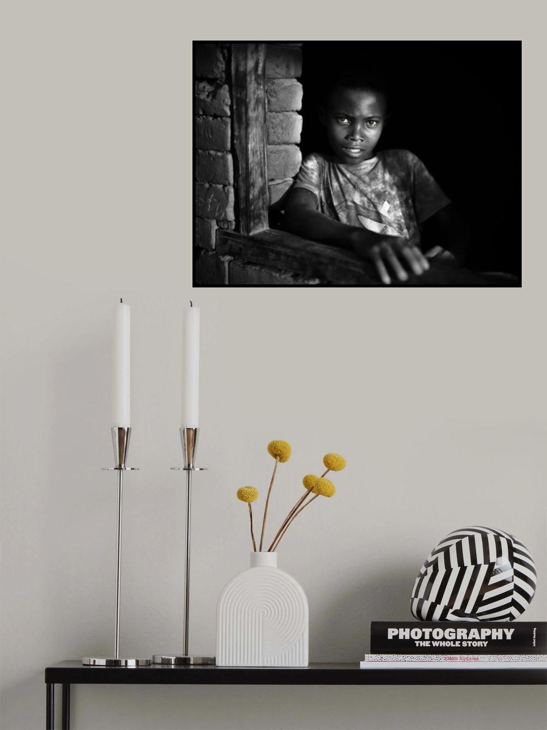 Eyes in the dark of African night Poster och Canvastavla