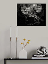 Hands II Poster och Canvastavla
