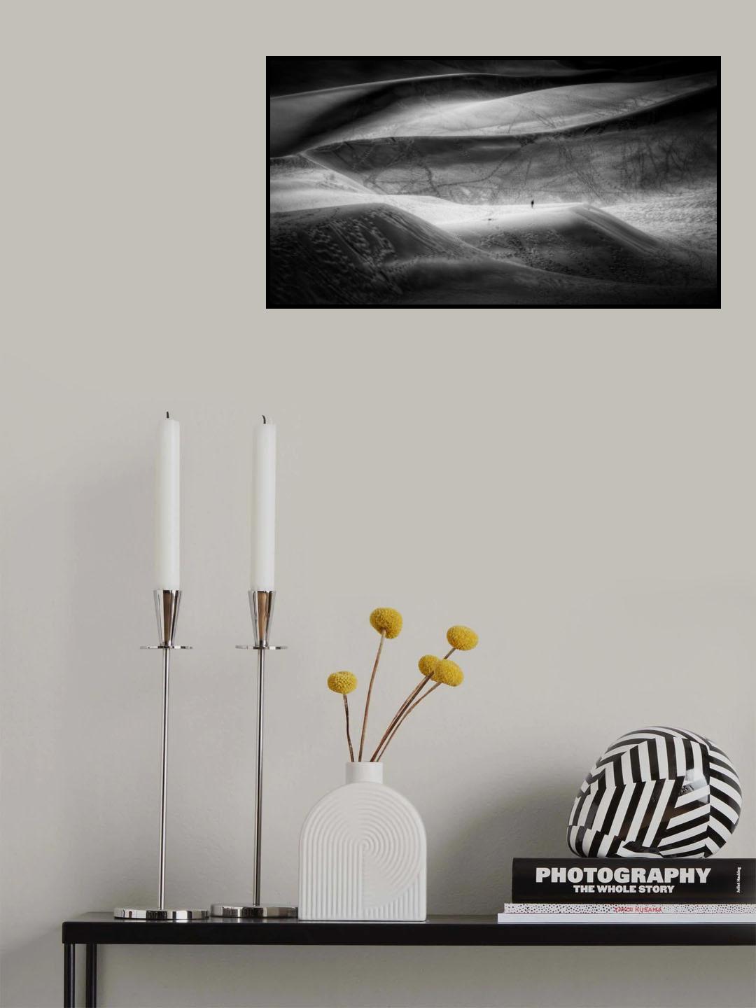 Alone Poster och Canvastavla
