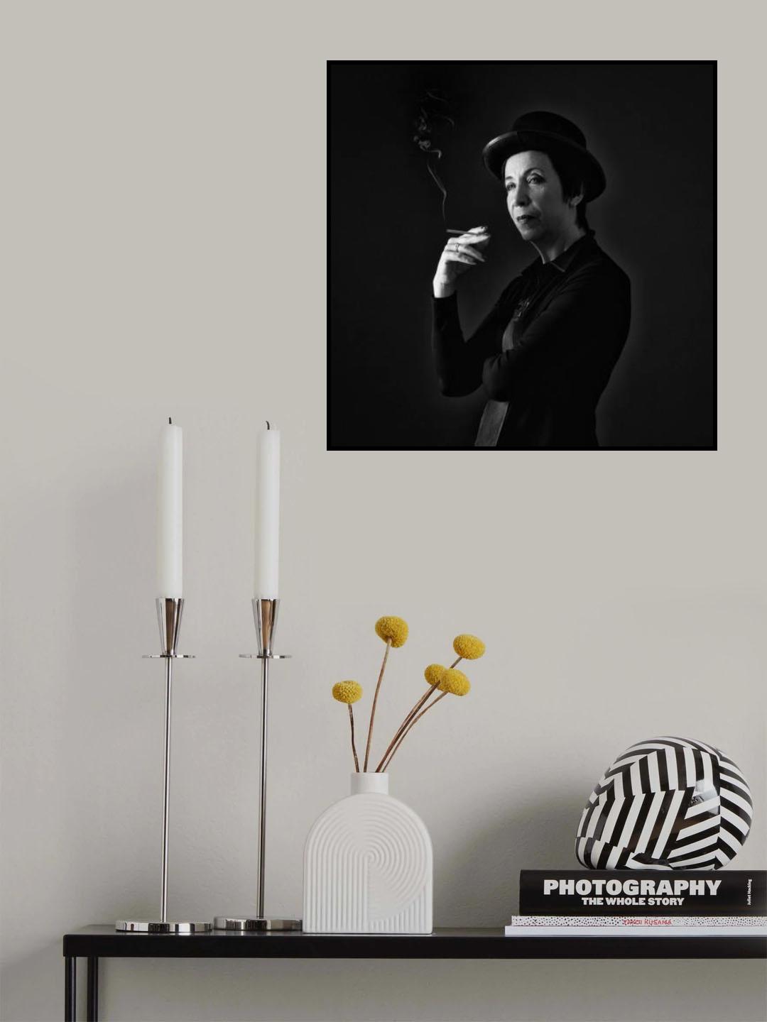 A woman with a cigarette. Poster och Canvastavla