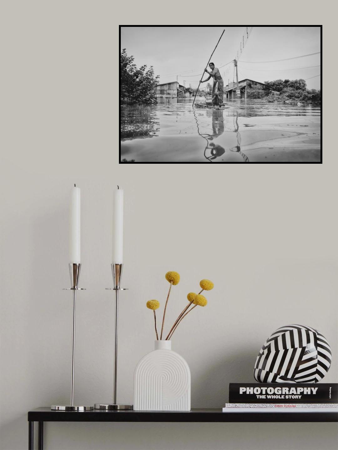 Woman at Work Poster och Canvastavla