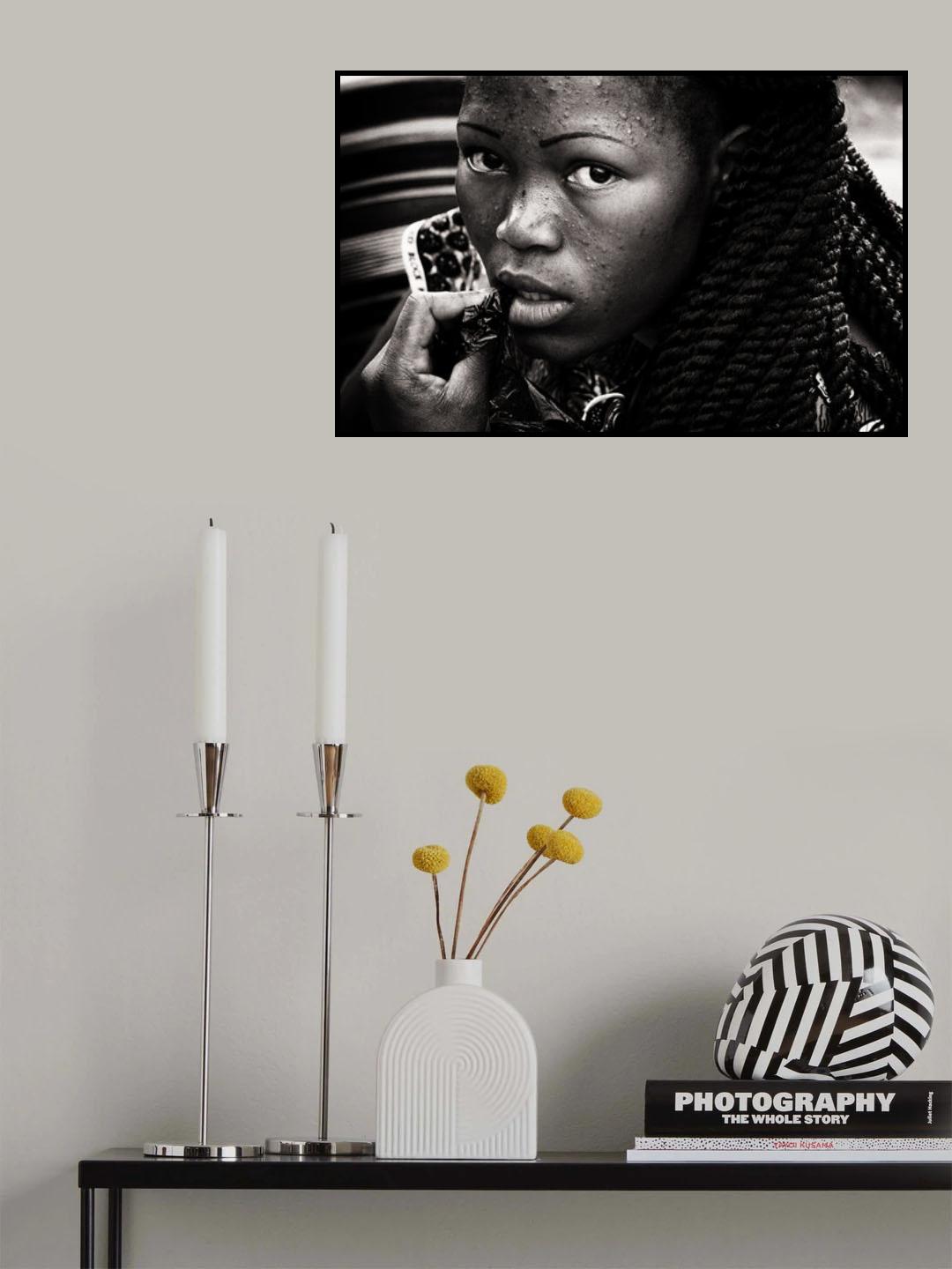 Young girl (Benin) Poster och Canvastavla