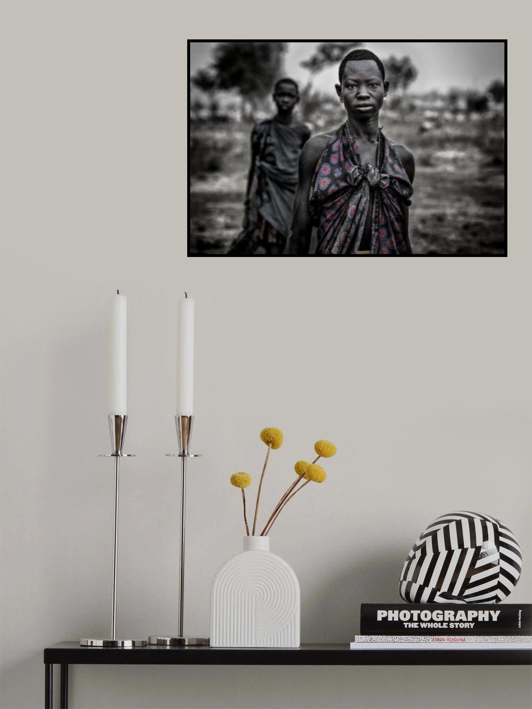Mundari tribe woman in a cattle camp - South Sudan Poster och Canvastavla