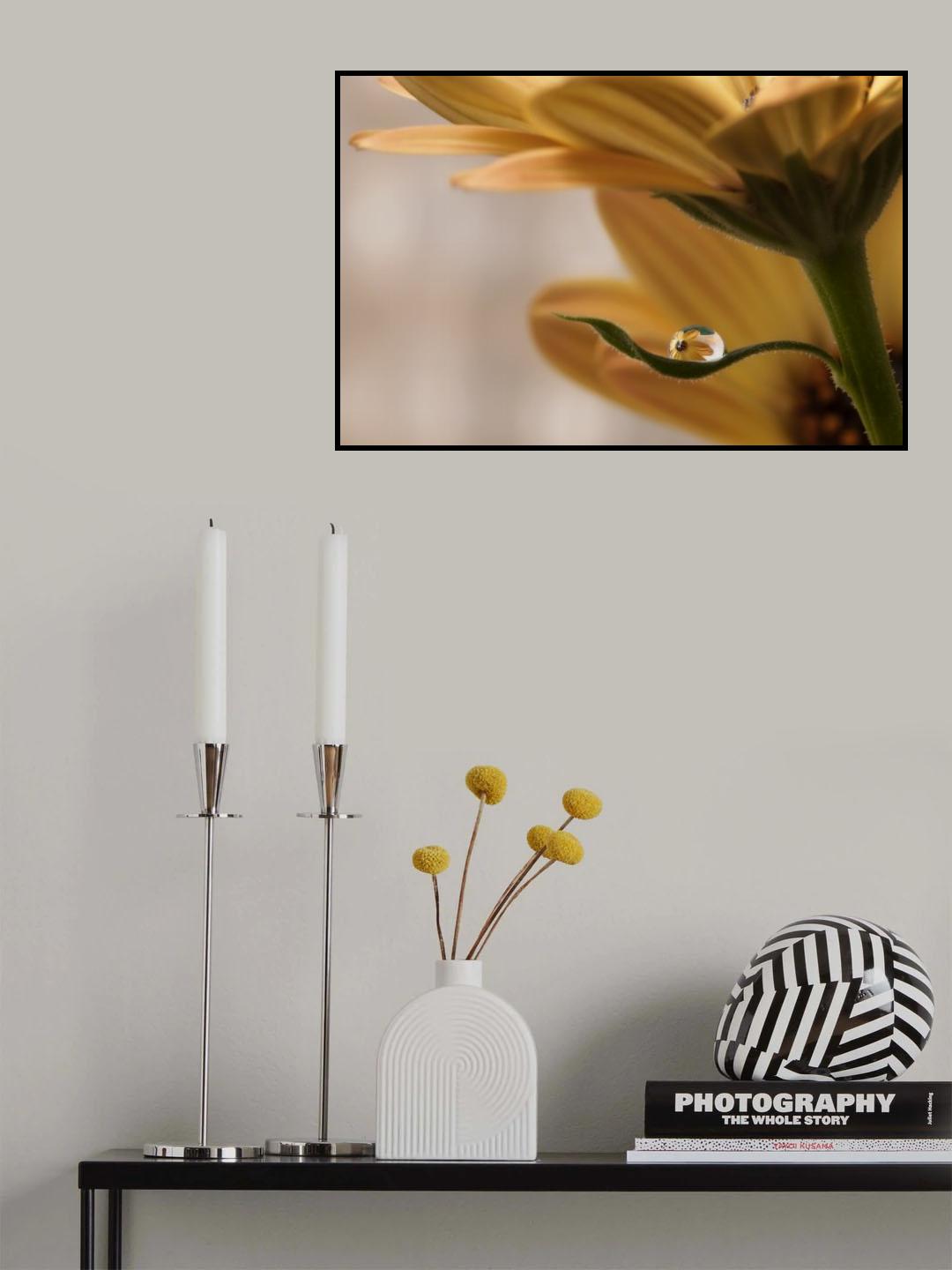 Protected Poster och Canvastavla