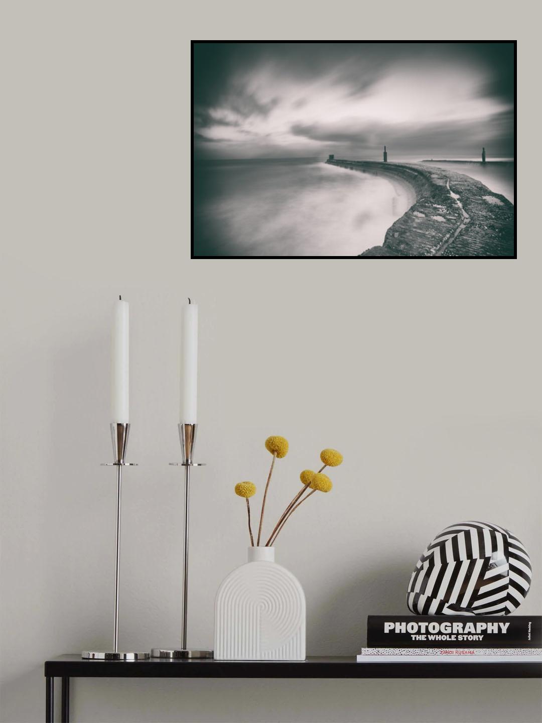Bystanders Poster och Canvastavla